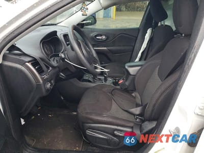 Zdjęcie 7 z 13 samochodu: 2019 JEEP CHEROKEE LATITUDE VIN:1C4PJLCB9KD340530 - miniatura