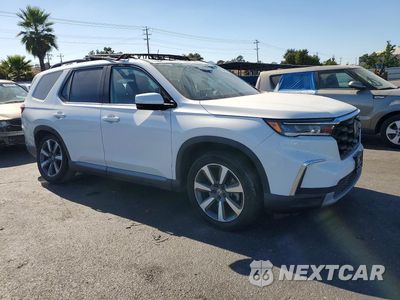 Czwarte zdjęcie samochodu z boku: 2025 HONDA PILOT TOURING VIN:5FNYG2H79SB000255 - miniatura