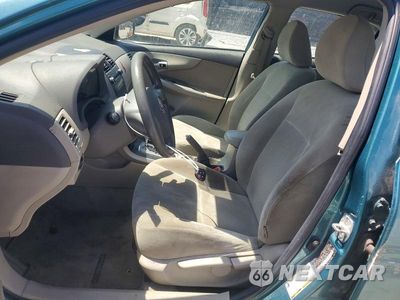 Zdjęcie 7 z 13 samochodu: 2010 TOYOTA COROLLA LE VIN:2T1BU4EE0AC238916 - miniatura