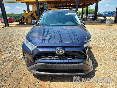 Piąte zdjęcie samochodu w środku: 2019 TOYOTA RAV4 XLE PREMIUM VIN:2T3C1RFV0KW048095 - miniatura