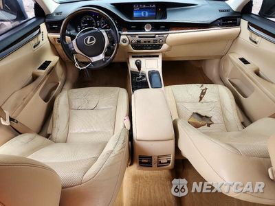 Zdjęcie 8 z 13 samochodu: 2013 LEXUS ES 350 VIN:JTHBK1GG8D2050455 - miniatura