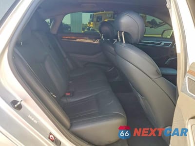 Zdjęcie 10 z 12 samochodu: 2017 GENESIS G80 3.8 VIN:KMHGN4JE6HU180814 - miniatura