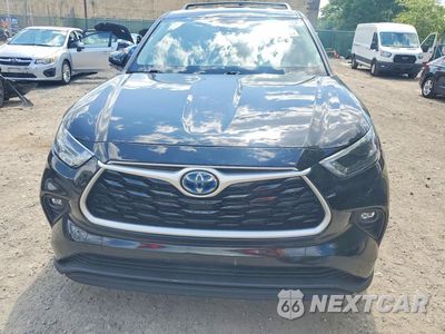 Piąte zdjęcie samochodu w środku: 2022 TOYOTA HIGHLANDER HYBRID LE VIN:5TDBBRCHXNS555650 - miniatura