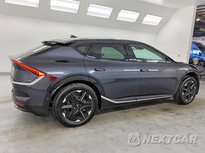 Trzecie zdjęcie samochodu z tyłu: 2025 KIA EV6 WIND VIN:5XYC34JA2SG011355 - miniatura