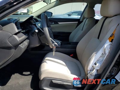 Zdjęcie 7 z 12 samochodu: 2017 HONDA CIVIC LX VIN:19XFC2F50HE038606 - miniatura