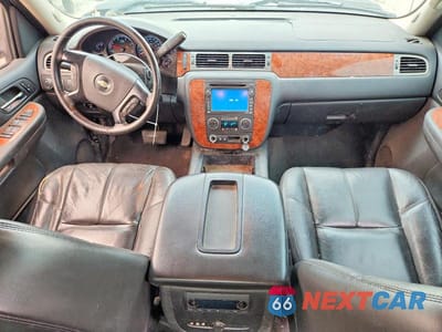 Zdjęcie 8 z 12 samochodu: 2008 CHEVROLET SILVERADO K3500 VIN:1GCJK33668F110544 - miniatura