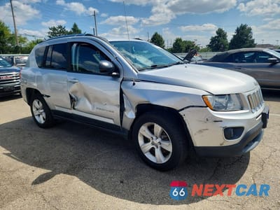 Czwarte zdjęcie samochodu z boku: 2012 JEEP COMPASS SPORT VIN:1C4NJDBB5CD562644 - miniatura