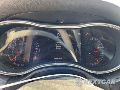 Zdjęcie 9 z 13 samochodu: 2015 JEEP GRAND CHEROKEE LAREDO VIN:1C4RJFAG2FC940455 - miniatura