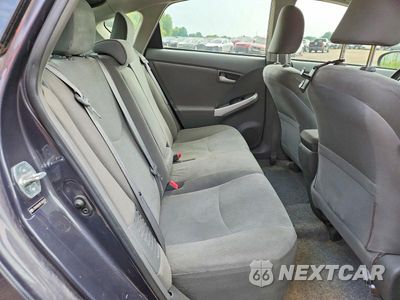 Zdjęcie 11 z 13 samochodu: 2011 TOYOTA PRIUS TWO VIN:JTDKN3DU9B1384303 - miniatura