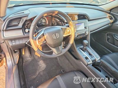 Zdjęcie 8 z 12 samochodu: 2016 HONDA CIVIC VIN:19XFC2F53GE027288 - miniatura