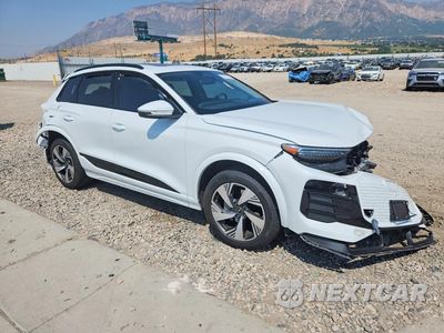 Czwarte zdjęcie samochodu z boku: 2025 AUDI Q6 E-TRON PREMIUM PLUS VIN:WA124BGF5SA008685 - miniatura