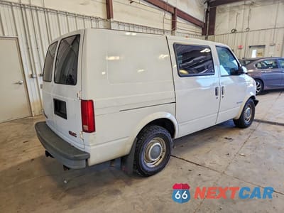 Trzecie zdjęcie samochodu z tyłu: 1999 GMC SAFARI XT VIN:1GTDM19W1XB524890 - miniatura