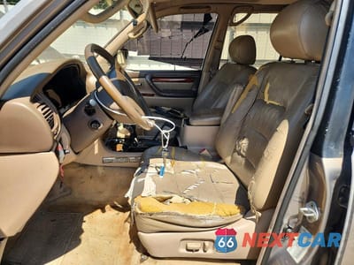 Zdjęcie 7 z 14 samochodu: 1998 LEXUS LX 470 VIN:JT6HT00W9W0020195 - miniatura