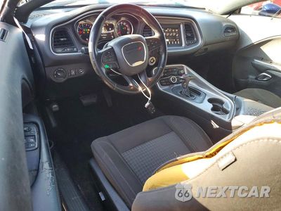 Zdjęcie 8 z 13 samochodu: 2019 DODGE CHALLENGER SXT VIN:2C3CDZAG7KH752315 - miniatura