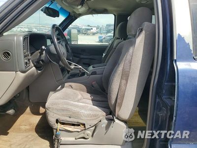 Zdjęcie 7 z 13 samochodu: 2003 CHEVROLET TAHOE C1500 VIN:1GNEC13T13R160985 - miniatura