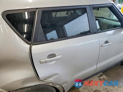 Zdjęcie 10 z 12 samochodu: 2015 KIA SOUL BASE VIN:KNDJN2A27F7797669 - miniatura