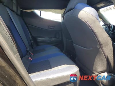 Zdjęcie 10 z 12 samochodu: 2021 TOYOTA C-HR XLE VIN:NMTKHMBX1MR129160 - miniatura