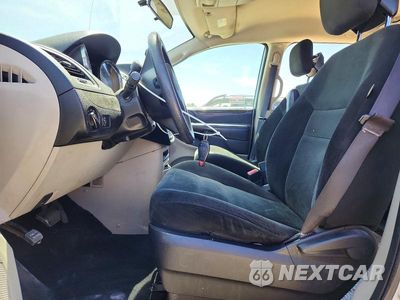 Zdjęcie 7 z 13 samochodu: 2015 DODGE GRAND CARAVAN SE VIN:2C4RDGBG7FR702197 - miniatura