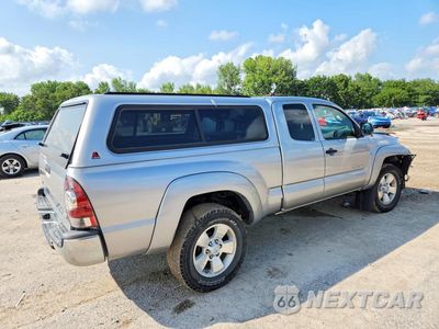 Trzecie zdjęcie samochodu z tyłu: 2014 TOYOTA TACOMA V6 VIN:5TFUU4EN5EX089144 - miniatura
