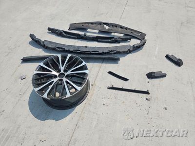 Zdjęcie 12 z 13 samochodu: 2020 TOYOTA CAMRY SE VIN:4T1M11AK8LU388849 - miniatura