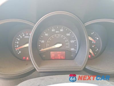 Zdjęcie 9 z 12 samochodu: 2014 KIA RIO LX VIN:KNADM4A30E6363602 - miniatura
