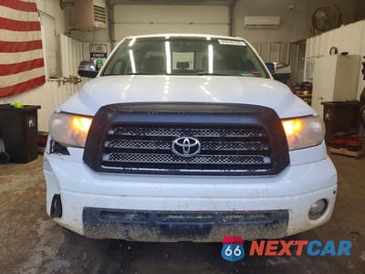 Piąte zdjęcie samochodu w środku: 2008 TOYOTA TUNDRA DOUBLE CAB LIMITED VIN:5TFBV58108X080469 - miniatura