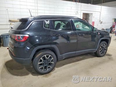 Trzecie zdjęcie samochodu z tyłu: 2020 JEEP COMPASS TRAILHAWK VIN:3C4NJDDBXLT143924 - miniatura
