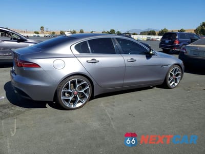 Trzecie zdjęcie samochodu z tyłu: 2020 JAGUAR XE S VIN:SAJAE4FX6LCP64165 - miniatura