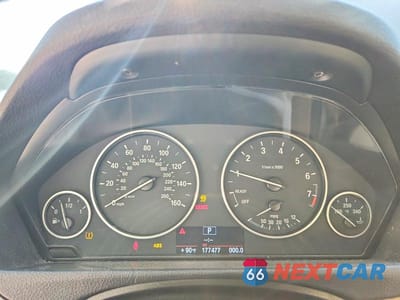 Zdjęcie 9 z 12 samochodu: 2014 BMW 320 I VIN:WBA3B1C51EP679292 - miniatura