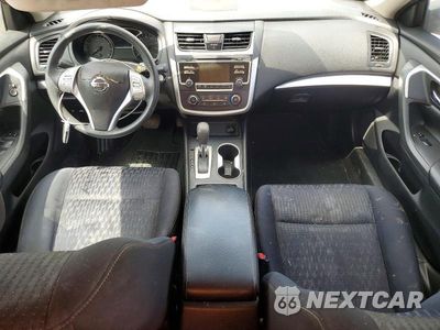 Zdjęcie 8 z 12 samochodu: 2017 NISSAN ALTIMA 2.5 S VIN:1N4AL3AP1HN329206 - miniatura