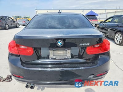 Zdjęcie 6 z 12 samochodu: 2013 BMW 328 I VIN:WBA3A5C52DF350602 - miniatura