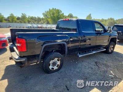 Trzecie zdjęcie samochodu z tyłu: 2015 GMC SIERRA K2500 SLE VIN:1GT12YEG6FF678096 - miniatura