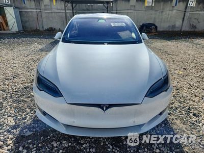 Piąte zdjęcie samochodu w środku: 2017 TESLA MODEL S VIN:5YJSA1E1XHF213483 - miniatura