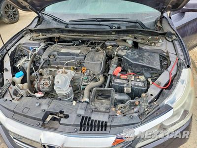 Zdjęcie 11 z 13 samochodu: 2016 HONDA ACCORD EX VIN:1HGCR2F70GA003506 - miniatura