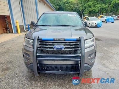 Piąte zdjęcie samochodu w środku: 2019 FORD EXPLORER POLICE INTERCEPTOR VIN:1FM5K8AR9KGA94039 - miniatura