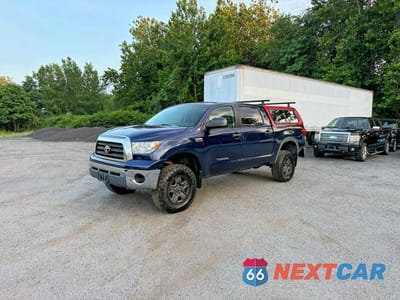 Drugie zdjęcie samochodu z przodu: 2007 TOYOTA TUNDRA CREWMAX SR5 VIN:5TBDV54167S462078 - miniatura