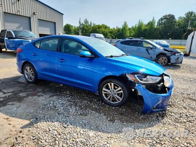 Czwarte zdjęcie samochodu z boku: 2017 HYUNDAI ELANTRA VALUE EDITION VIN:KMHD84LF4HU361832 - miniatura