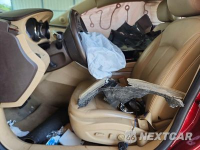 Zdjęcie 7 z 12 samochodu: 2010 BUICK LACROSSE CXL VIN:1G4GC5EG8AF245955 - miniatura