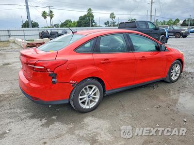 Trzecie zdjęcie samochodu z tyłu: 2015 FORD FOCUS SE VIN:1FADP3F22FL207915 - miniatura