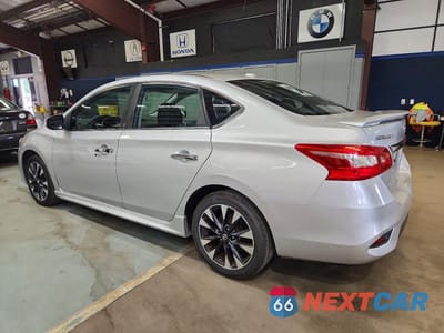 Drugie zdjęcie samochodu z przodu: 2016 NISSAN SENTRA SR VIN:3N1AB7AP5GY276972 - miniatura