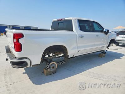 Trzecie zdjęcie samochodu z tyłu: 2023 CHEVROLET SILVERADO K1500 HIGH COUNTRY VIN:3GCUDJEL9PG347167 - miniatura