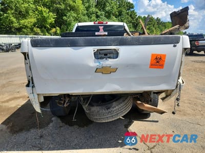 Zdjęcie 6 z 13 samochodu: 2010 CHEVROLET SILVERADO C2500 HEAVY DUTY VIN:1GC3CVBG4AF155225 - miniatura