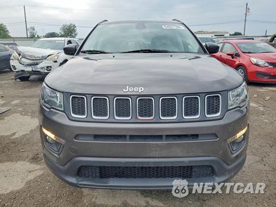 Piąte zdjęcie samochodu w środku: 2020 JEEP COMPASS LATITUDE VIN:3C4NJDBB3LT165122 - miniatura