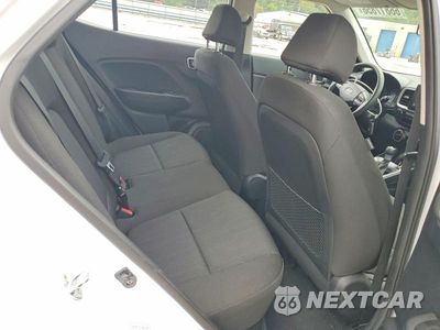 Zdjęcie 11 z 13 samochodu: 2021 HYUNDAI VENUE SE VIN:KMHRB8A34MU065940 - miniatura