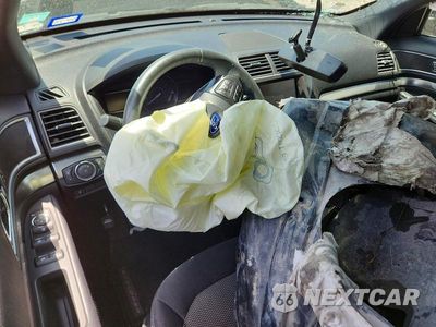 Zdjęcie 8 z 12 samochodu: 2018 FORD EXPLORER XLT VIN:1FM5K7D84JGC69325 - miniatura