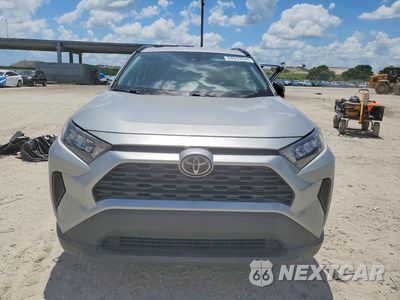 Piąte zdjęcie samochodu w środku: 2020 TOYOTA RAV4 LE VIN:2T3H1RFV3LC078264 - miniatura