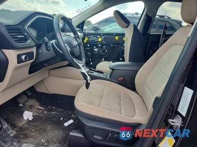 Zdjęcie 7 z 13 samochodu: 2021 FORD ESCAPE SE VIN:1FMCU9G67MUA04475 - miniatura