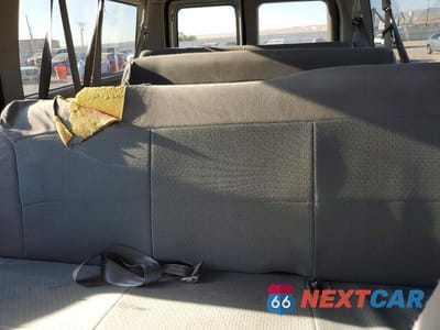Zdjęcie 10 z 13 samochodu: 2007 FORD ECONOLINE E350 SUPER DUTY WAGON VIN:1FBNE31L37DA05024 - miniatura