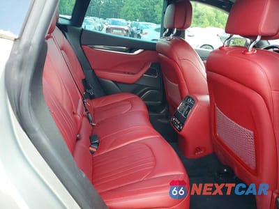 Zdjęcie 11 z 13 samochodu: 2017 MASERATI LEVANTE SPORT VIN:ZN661XUS9HX220296 - miniatura