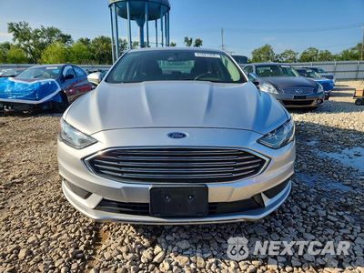 Piąte zdjęcie samochodu w środku: 2017 FORD FUSION SE HYBRID VIN:3FA6P0LUXHR385931 - miniatura
